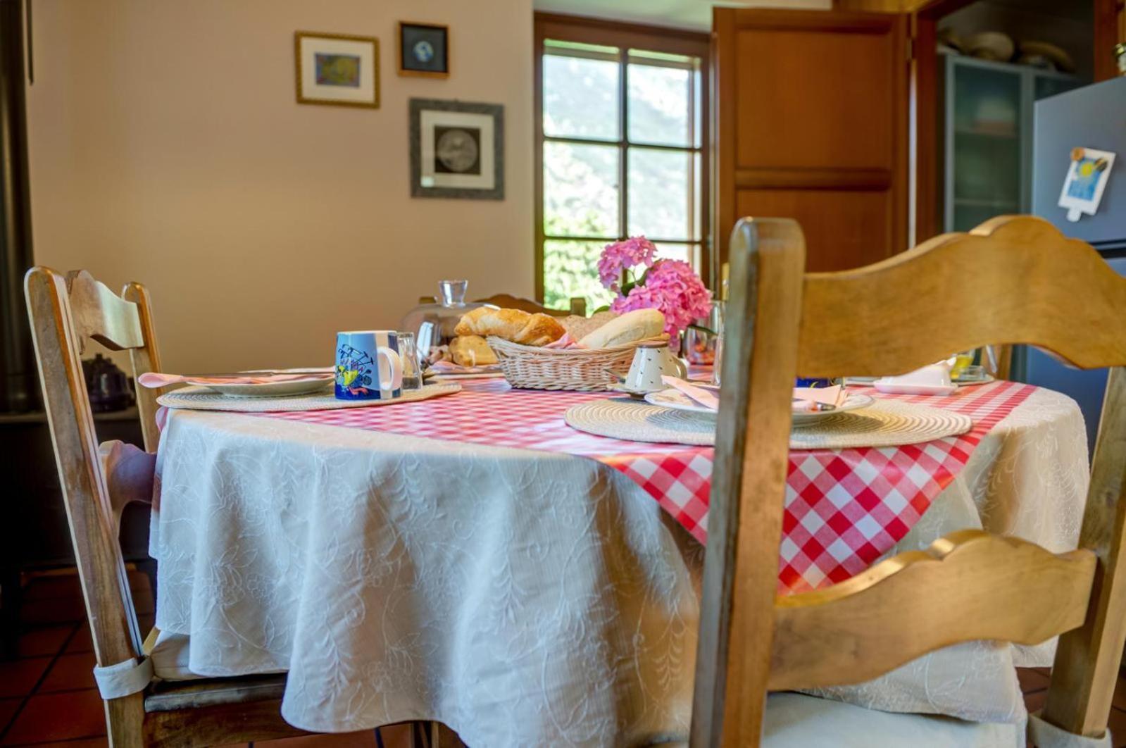Il Pellegrino Bed & Breakfast Issogne Luaran gambar